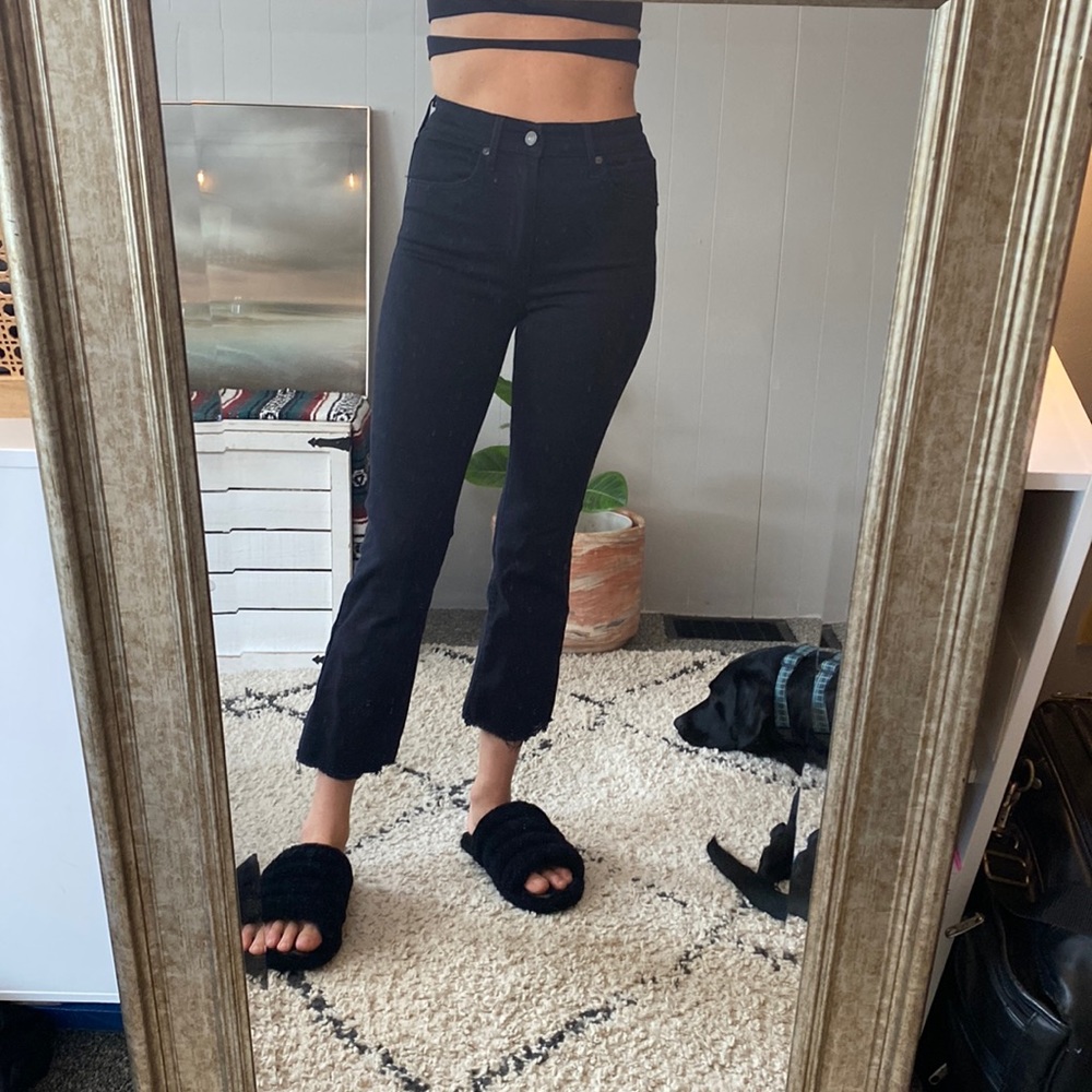 Levi’s cropped ankle flare jeans - size 27